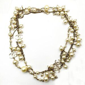 Chanel Gold Scratchy CC Dangling Pearl Pearl Necklace
